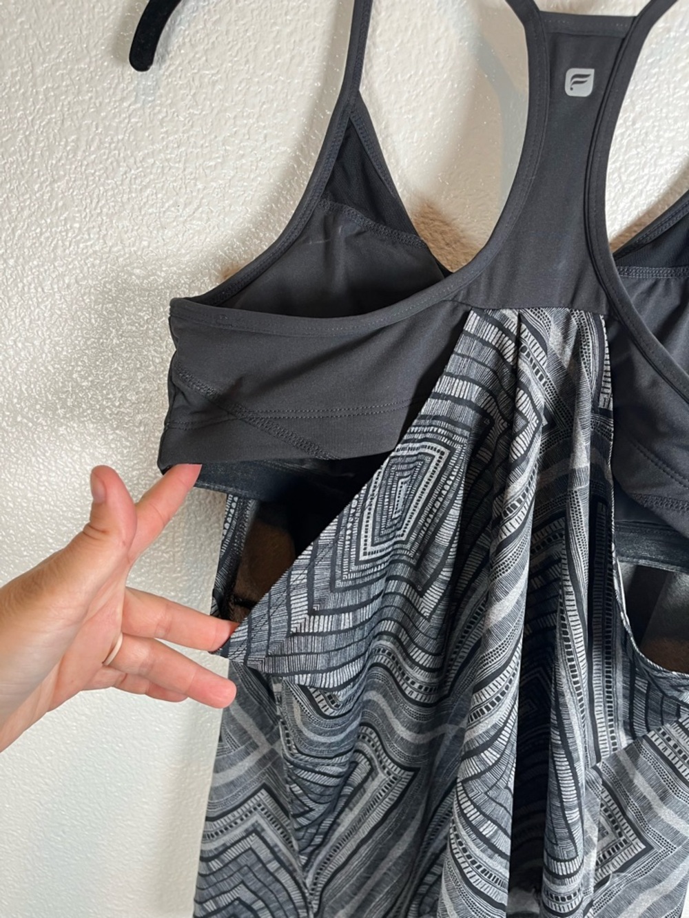 Fabletics Norwalk Tank with Built-In Bra Grey Women’s Large - Picture 6 of 7